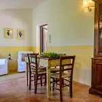 Apart Otel Podere Vigliano 4*