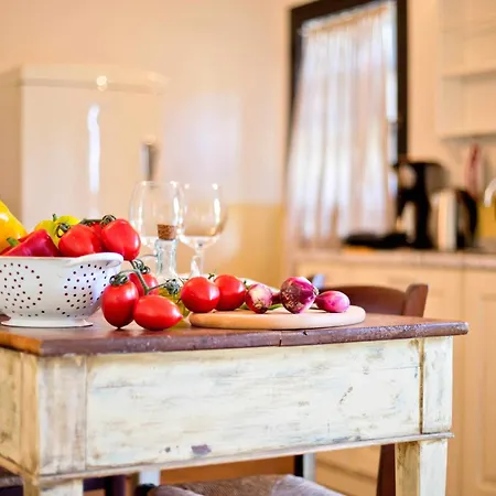 Podere Vigliano Aparthotel 4*