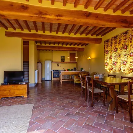 Podere Vigliano Aparthotel 4*