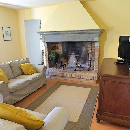 Podere Vigliano Aparthotel 4*